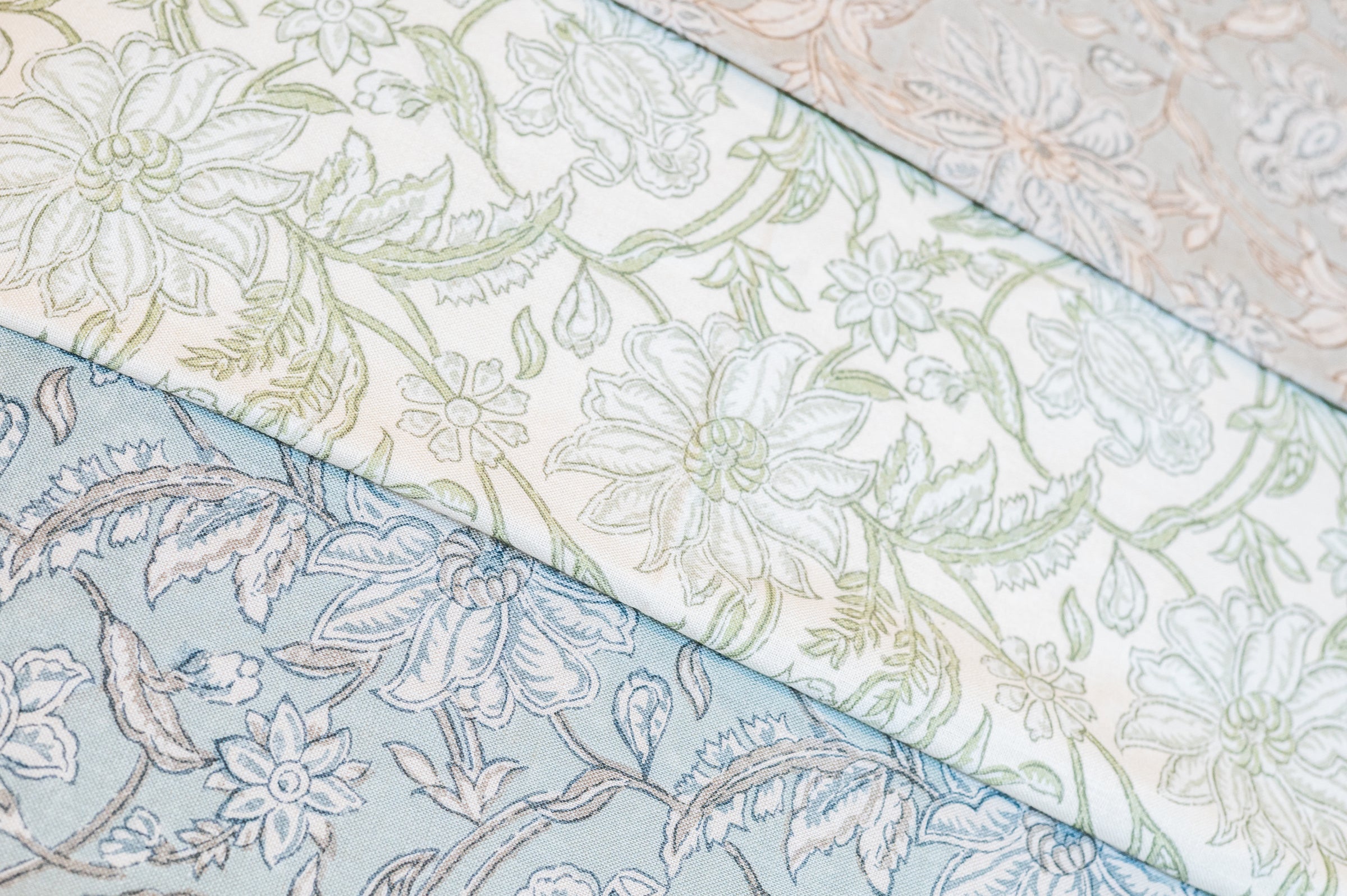 PIPPA velvet, the full color line
