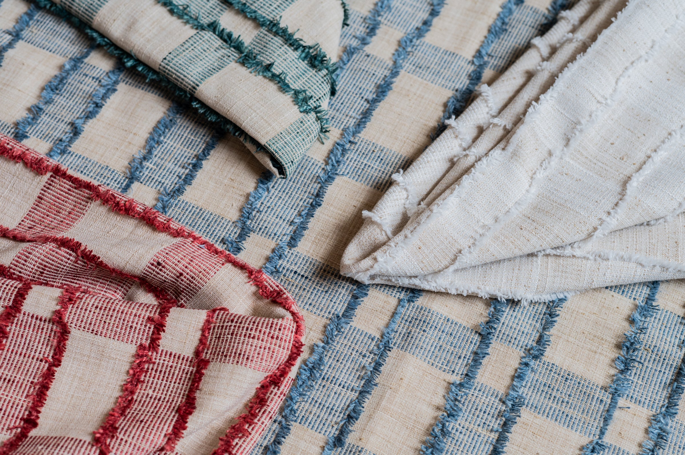 MAYBELLE velvet, the full color line