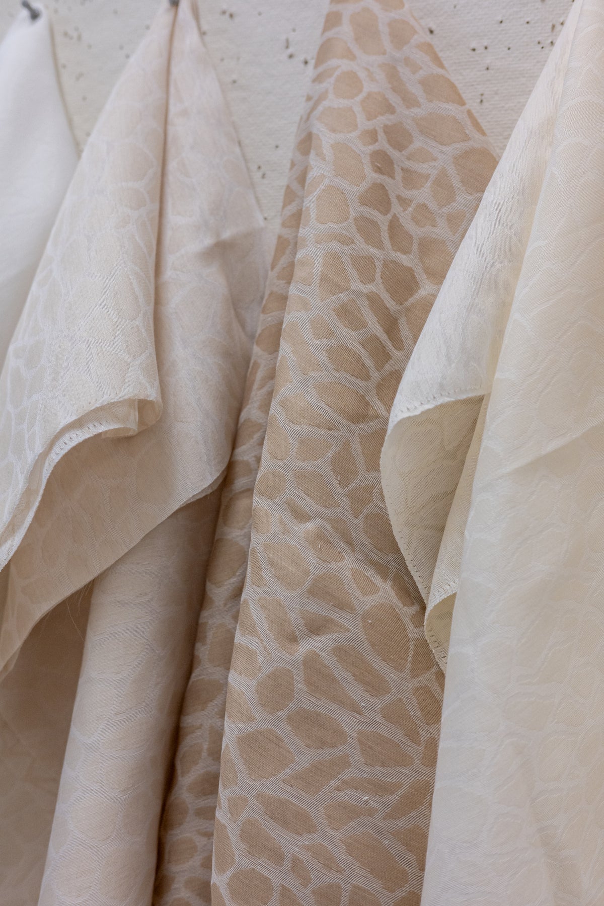 RHODES velvet, the full color line