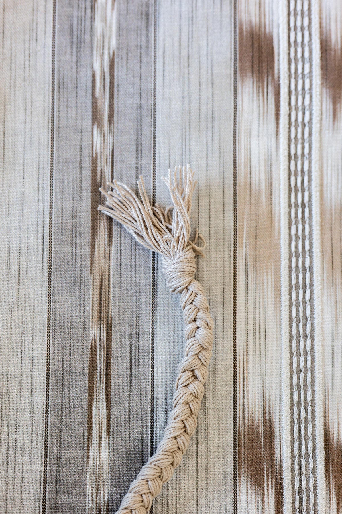 Cheyenne Stripe : Carobe