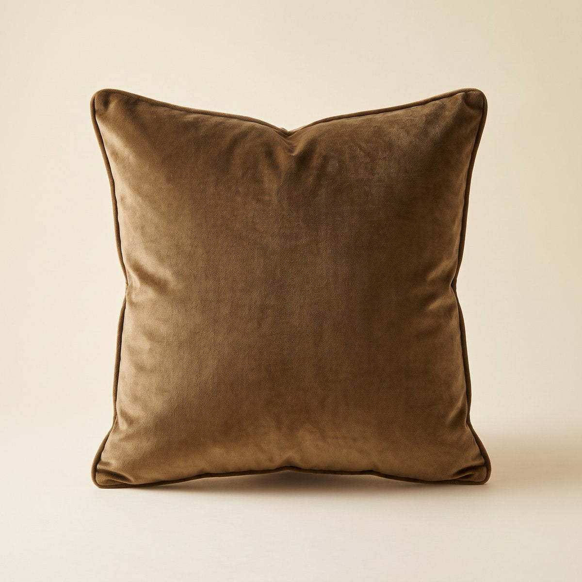 Lucie pillow in Grass