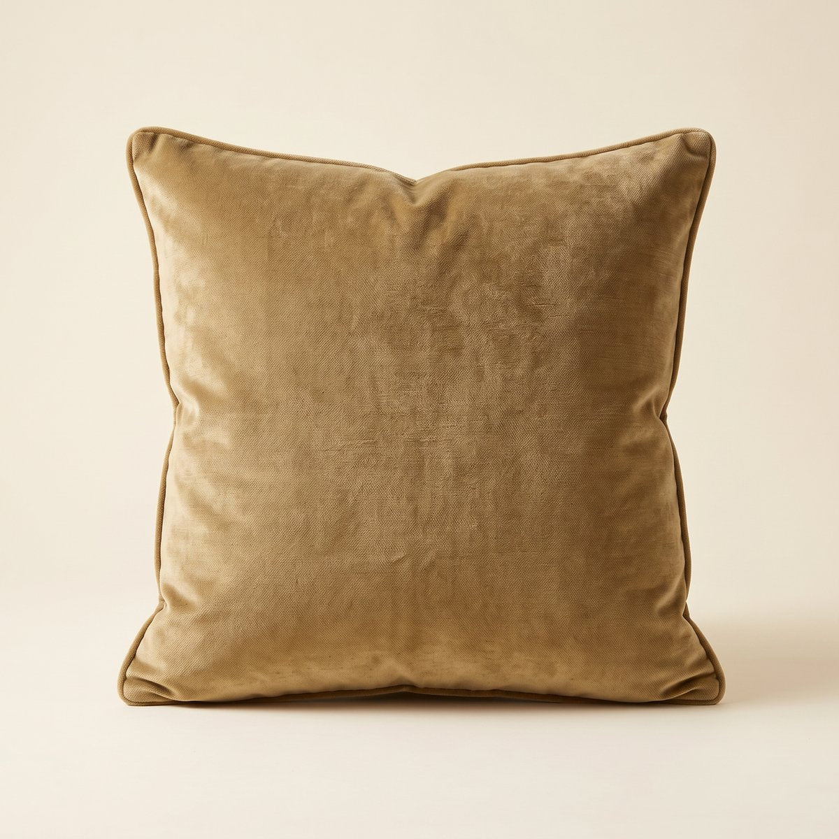 Lucie pillow in Sagegrass